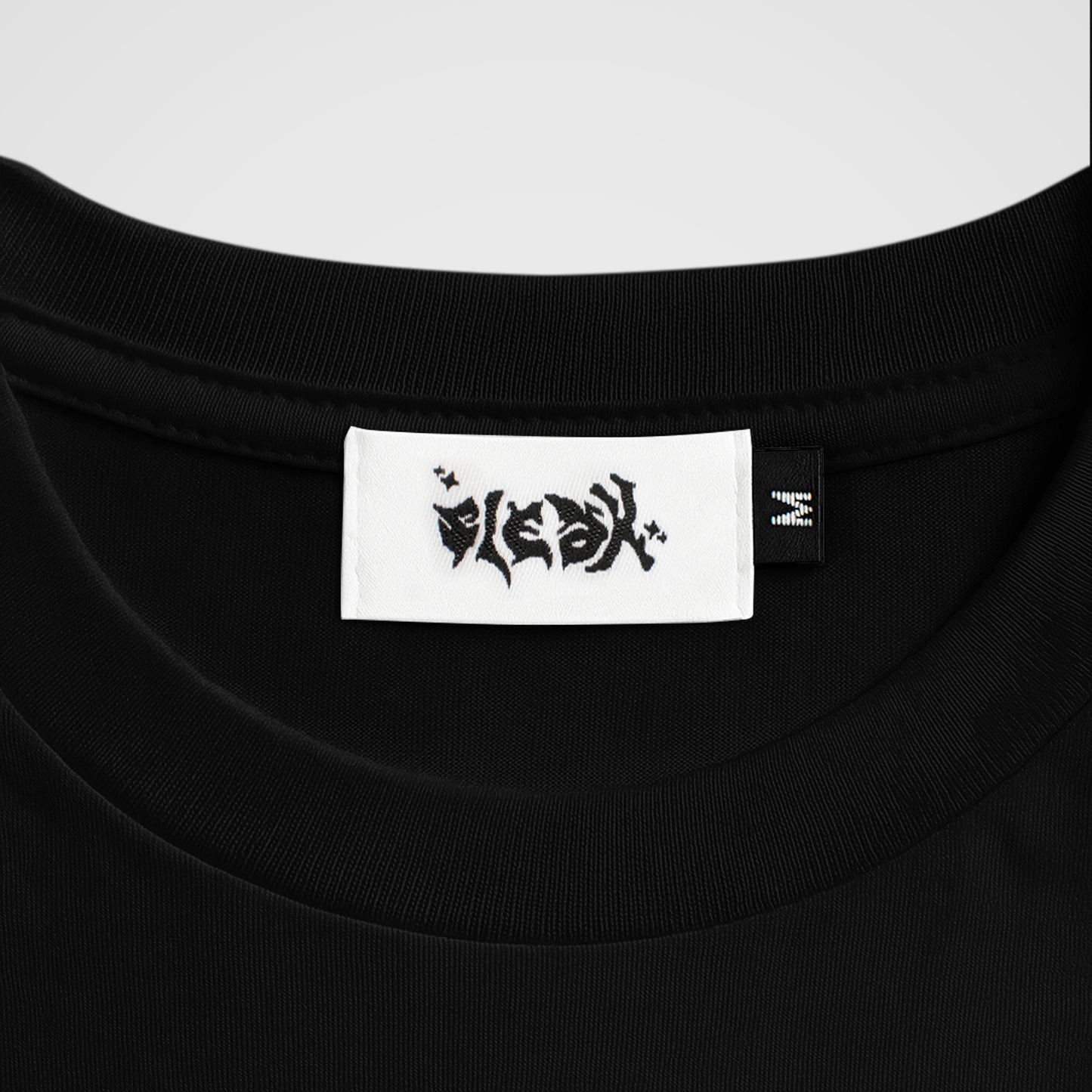 "DIVINE CLOUD" TEE - BLACK